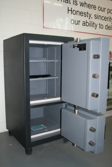 Original High Security Double Door Drop Safe Model 2618